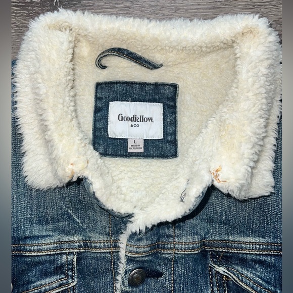 Men’s Jean Jacket with Shearling Lining - Size L - Picture 2 of 3